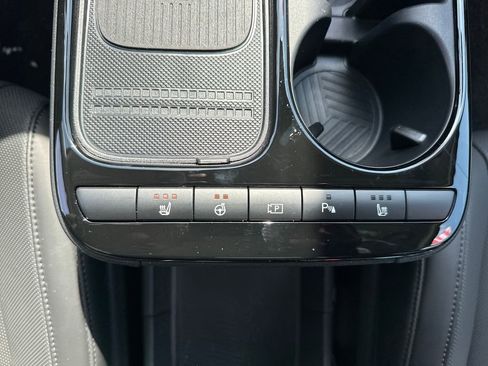 New 2025 Hyundai Ioniq 5 SEL image 38