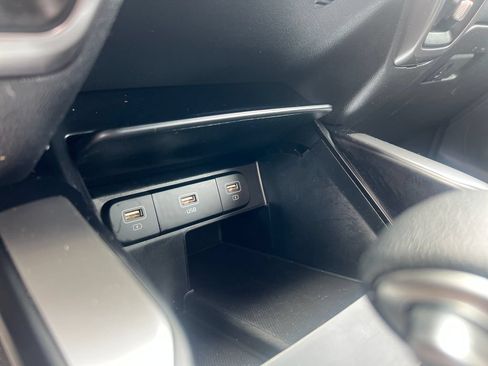 Certified 2023 Kia Sorento LX AWD/4WD image 22