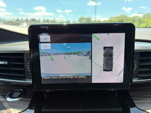 Used 2021 Ford Explorer Limited w/ Hybrid Equipment Group 310A RWD image 31