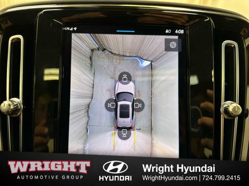 Used 2023 Volvo XC40 B5 Plus w/ Driver Assist Package image 25