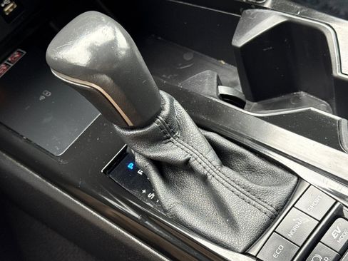 Certified 2025 Toyota Camry SE FWD image 33