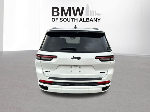 Used 2025 Jeep Grand Cherokee L Summit AWD/4WD image 4