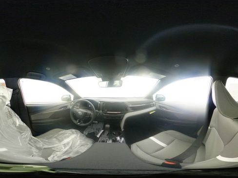 New 2026 Toyota Camry SE FWD image 33