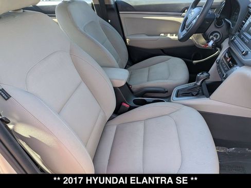 Used 2017 Hyundai Elantra SE FWD image 26