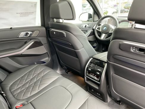 New 2026 BMW X5 xDrive50e w/ Executive Package image 29