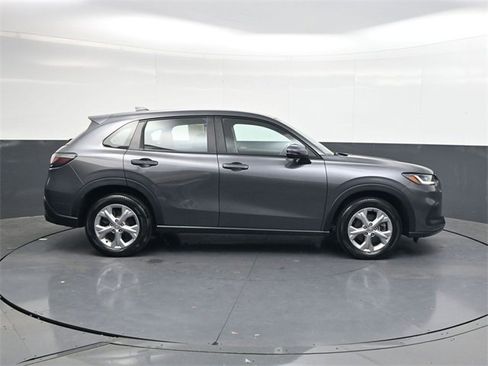Used 2024 Honda HR-V LX image 3