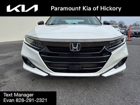 Used 2022 Honda Accord Sport image 2