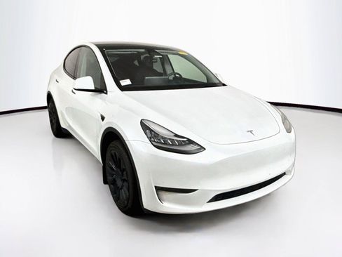 Used 2023 Tesla Model Y Long Range AWD/4WD image 7