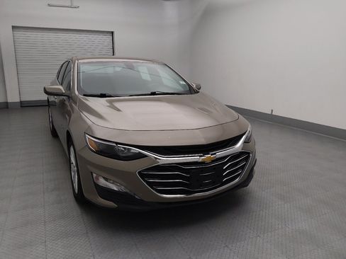 Used 2022 Chevrolet Malibu LT FWD image 14