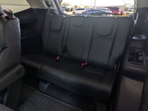 Used 2023 Subaru Ascent Touring image 17