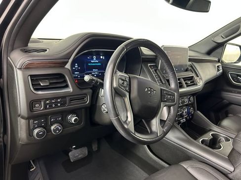 Used 2023 Chevrolet Tahoe Z71 w/ Luxury Package AWD/4WD image 14