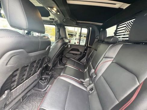 Used 2020 Jeep Gladiator Rubicon image 15