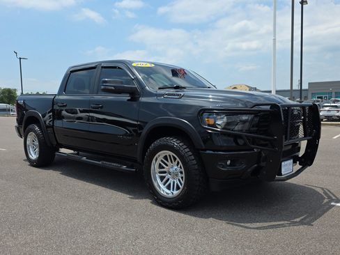 Used 2023 RAM 1500 Big Horn AWD/4WD image 7