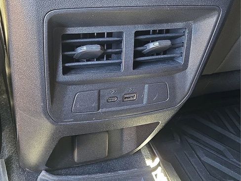 Used 2024 Chevrolet Colorado ZR2 w/ Technology Package image 15