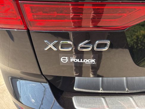 Certified 2024 Volvo XC60 T8 Ultimate w/ Protection Package Premier AWD/4WD image 10