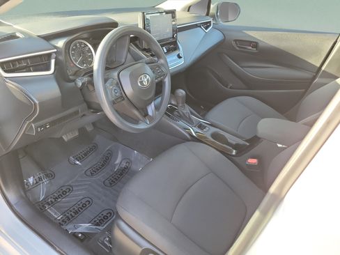 Used 2022 Toyota Corolla LE FWD image 19