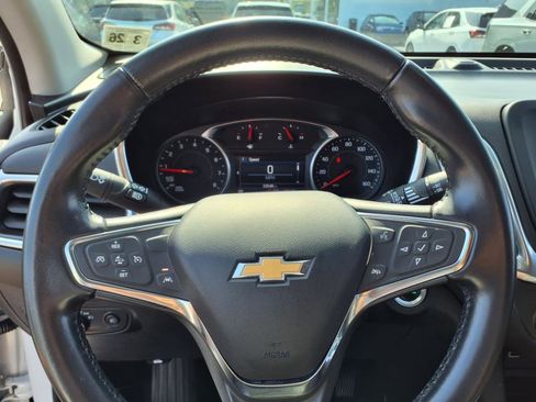 Used 2021 Chevrolet Equinox LT image 19