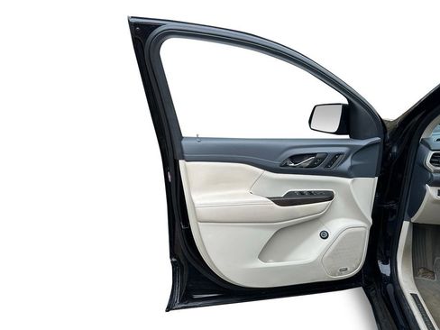 Used 2022 GMC Acadia Denali w/ Denali Ultimate Package image 6