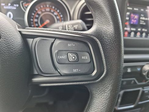 Used 2022 Jeep Wrangler Unlimited Sport AWD/4WD image 18