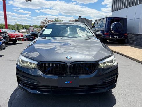Used 2017 BMW 530i xDrive w/ Premium Package AWD/4WD image 2