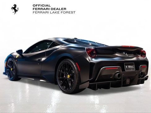 Certified 2019 Ferrari 488 Pista Coupe RWD image 2