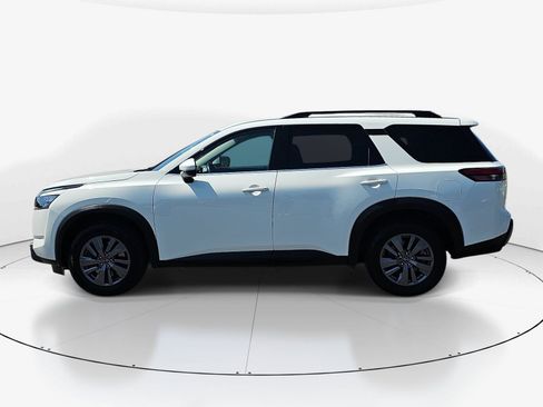 Used 2023 Nissan Pathfinder SV FWD image 7