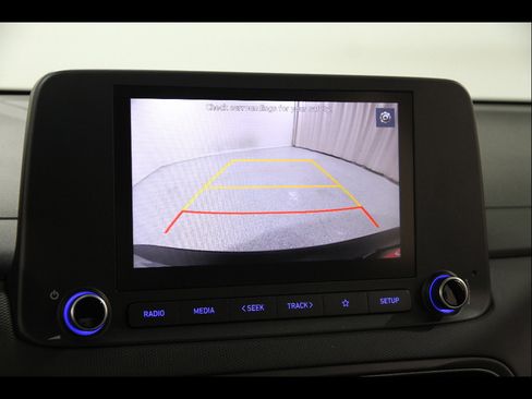 Used 2022 Hyundai Kona SEL image 12