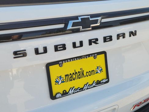 Used 2024 Chevrolet Suburban RST w/ Sport Performance Package AWD/4WD image 21