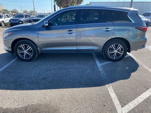 Used 2020 INFINITI QX60 Luxe w/ Essential Package image 6