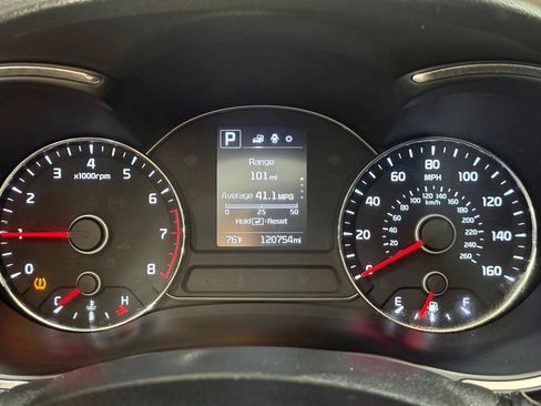 Used 2017 Kia Forte LX w/ LX Popular Package FWD image 12