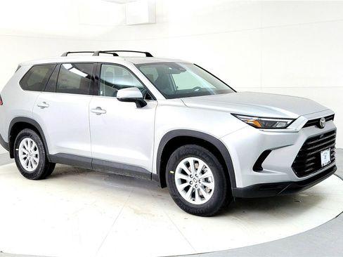 New 2026 Toyota Grand Highlander XLE image 7