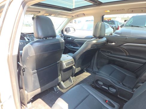 Used 2018 Toyota Highlander Limited Platinum w/ Protection Package #3 AWD/4WD image 14