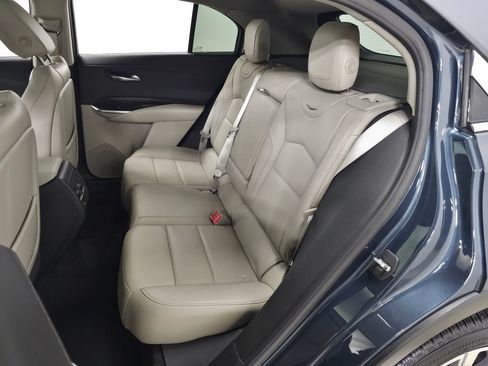 Used 2020 Cadillac XT4 Premium Luxury AWD/4WD image 36