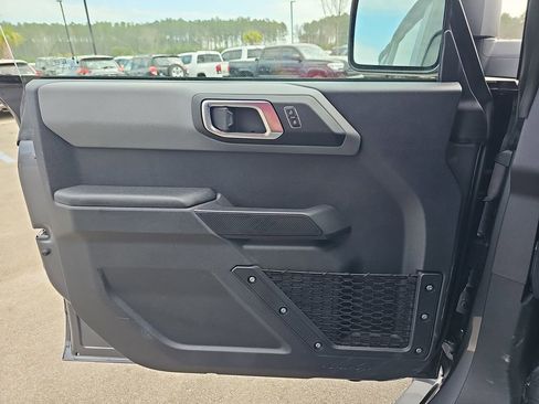 Used 2024 Ford Bronco Big Bend image 32