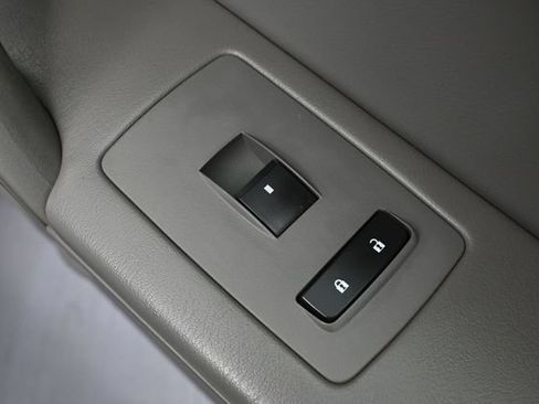 Used 2014 Chevrolet Traverse LS FWD image 44