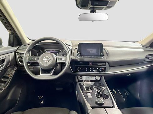 Used 2024 Nissan Rogue S AWD/4WD image 21
