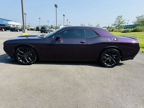 Used 2022 Dodge Challenger R/T w/ Blacktop Package image 3