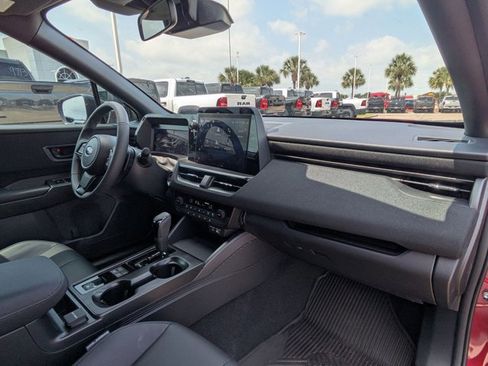 Used 2026 Subaru Outback Premium AWD/4WD image 18