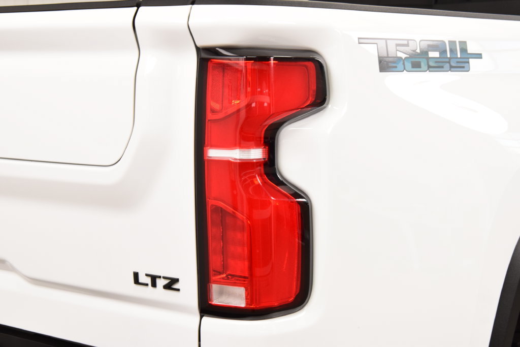 Used 2025 Chevrolet Silverado 2500 LTZ w/ Trail Boss Package AWD/4WD image 21