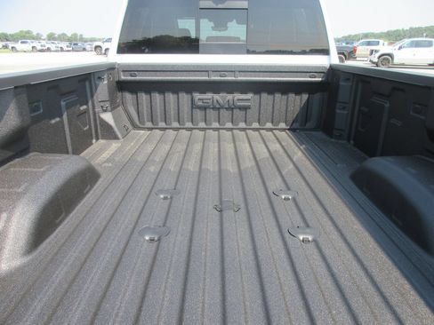 New 2026 GMC Sierra 3500 Denali Ultimate AWD/4WD image 6