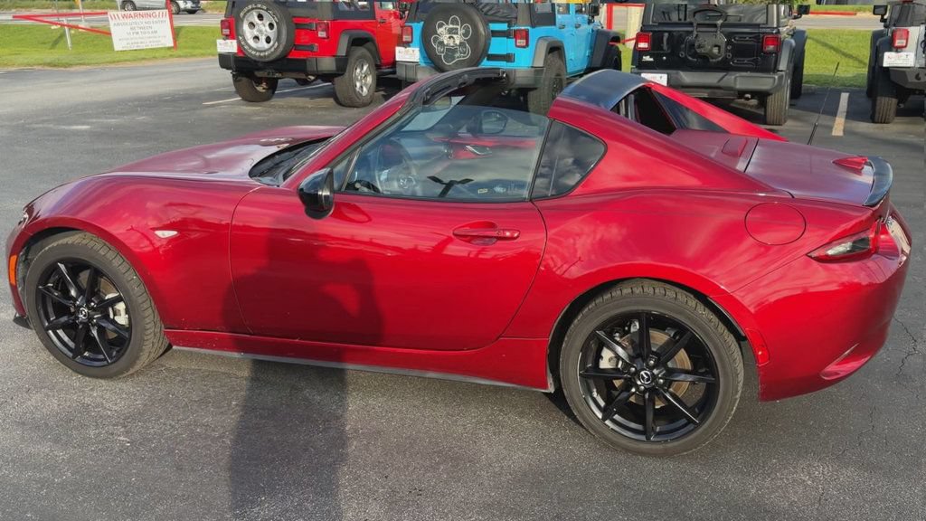 Used 2019 MAZDA MX-5 Miata RF Club RWD image 6