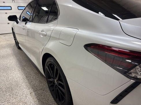 Used 2022 Toyota Camry XSE w/ Navigation Package FWD image 11