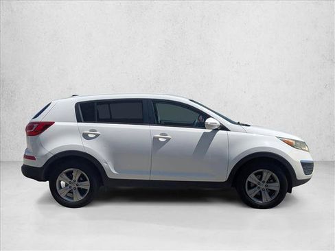Used 2013 Kia Sportage LX FWD image 4