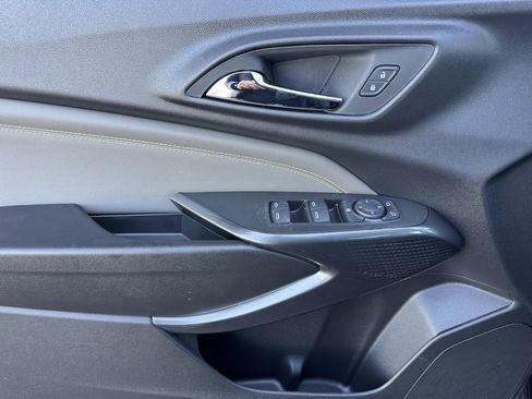 New 2026 Chevrolet Trax ACTIV w/ Driver Confidence Package FWD image 11