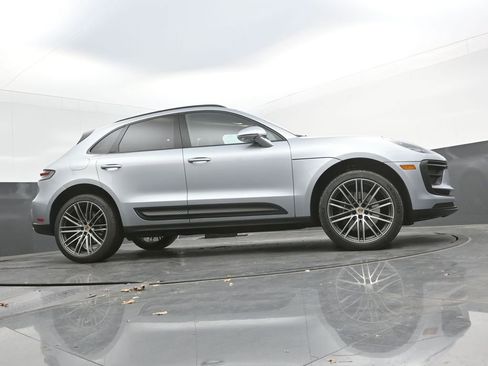 New 2026 Porsche Macan image 49