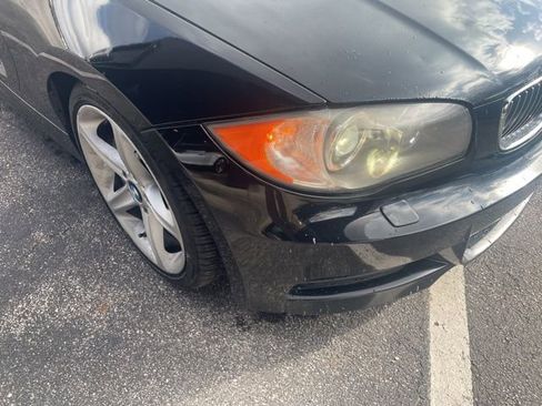 Used 2011 BMW 135i Convertible image 2