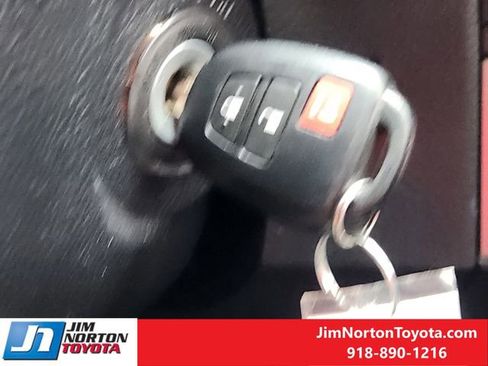 Used 2023 Toyota Tacoma SR image 22