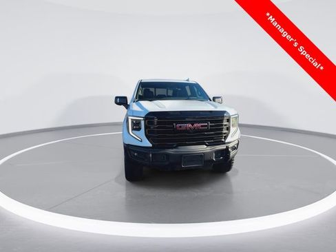 New 2024 GMC Sierra 1500 AT4X w/ AT4X AEV Edition image 3