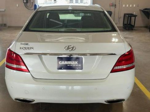 Used 2014 Hyundai Equus Signature image 6