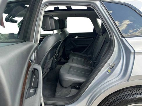 Used 2019 Audi Q5 2.0T Premium Plus w/ Premium Plus Package image 32